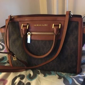 Michael’s Kors bag